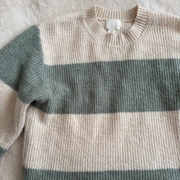 H&M Cozy Ribbed Stripe Sweater - Picture 5 of 7